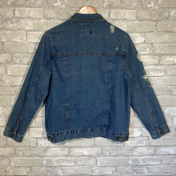 WAX JEAN. DENIM JACKET. FLORAL EMBROIDERY. 100% COTTON. MEDIUM WASH. SZ MEDIUM - Picture 2 of 11